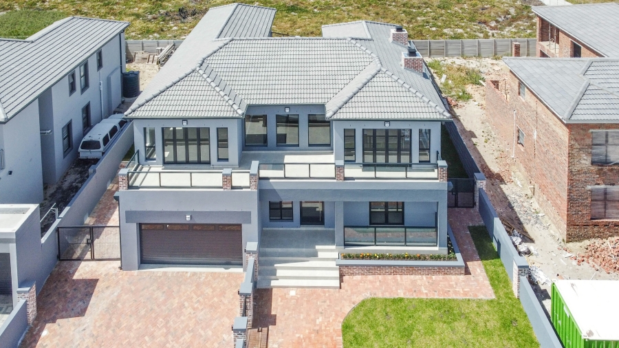 4 Bedroom Property for Sale in Haasendal Western Cape